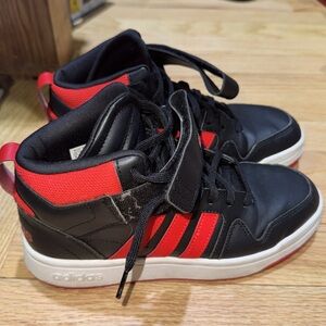 Adidas white and red sneakers